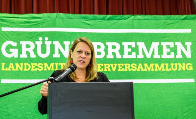 Maike Schaefer, politicienne des Verts, s'exprime lors d'une conférence des Verts.