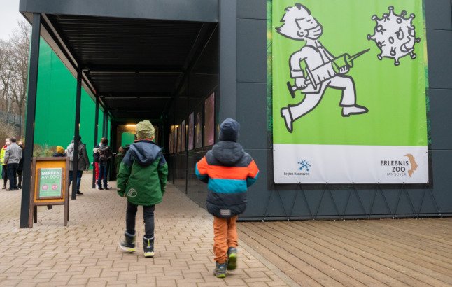 Vaccination des enfants au Zoo