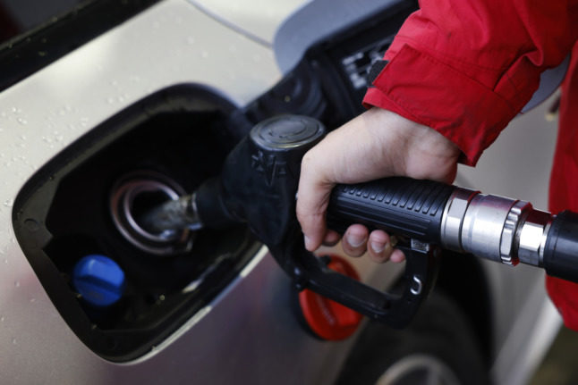 Comment le coût du plein de diesel en Suède se compare-t-il à celui d'il y a un an ?