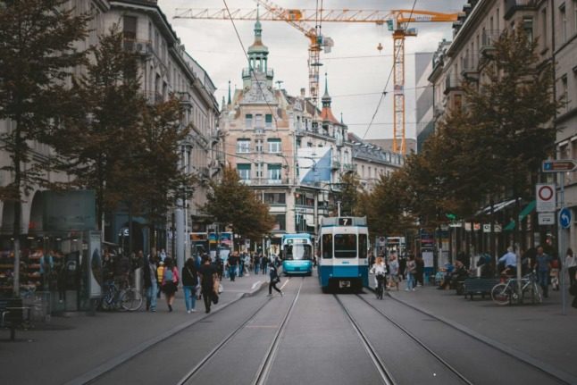 La ville suisse de Zurich. Photo de Tobias A. Müller sur Unsplash