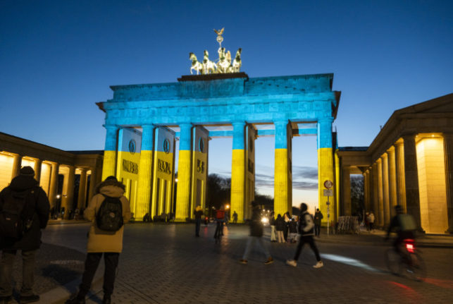 Brandenburger Tor drapeau ukrainien