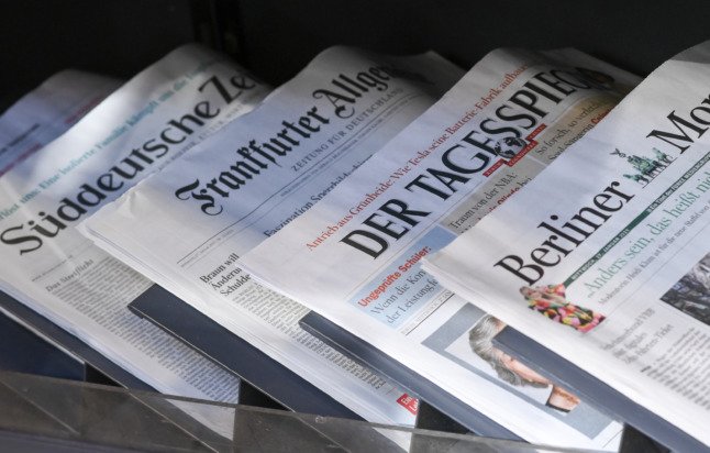 Une sélection de journaux allemands. 