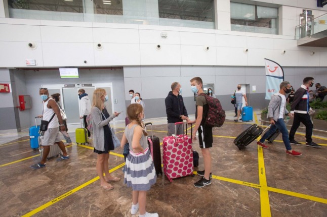 ESPAGNE-SANTÉ-VIRUS-TOURISME-AÉROPORT