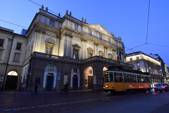 L'opéra La Scala de Milan a licencié le chef d'orchestre Valery Gergiev pour son soutien à Poutine.