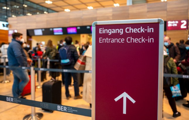 Un signe à l'aéroport de Berlin.