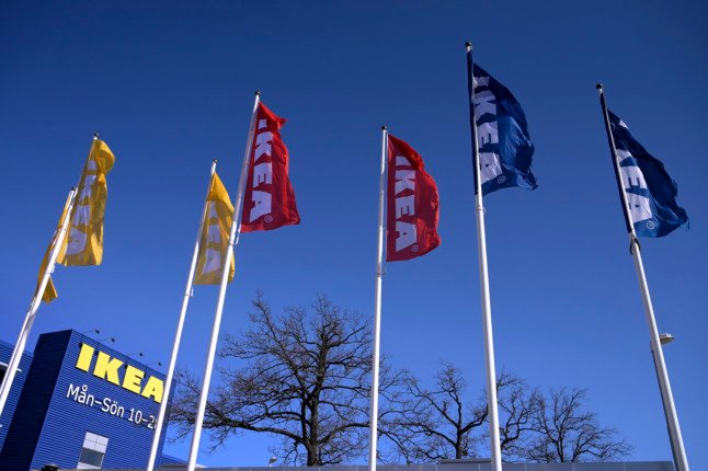 Ikea se joint à H&M et Spotify pour suspendre ses activités en Russie.
