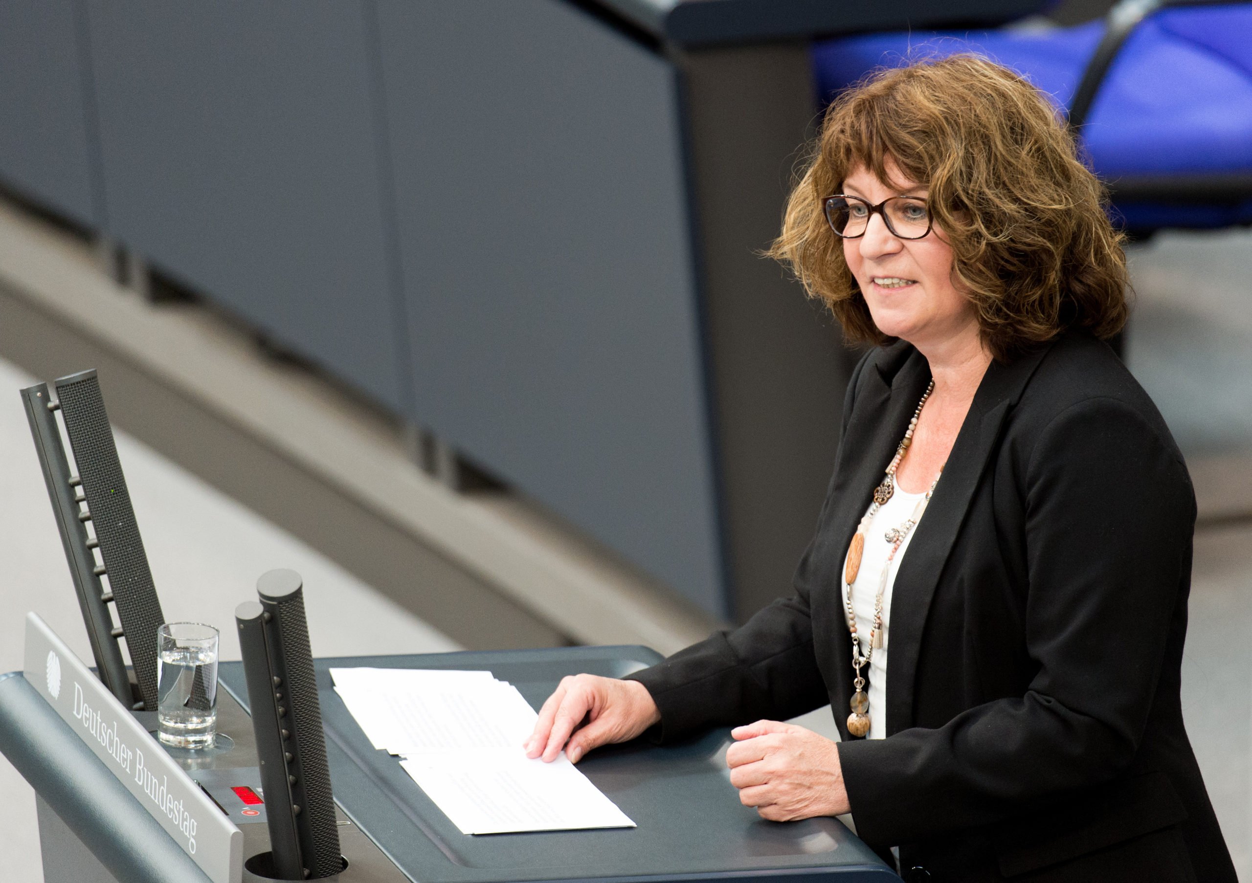Martina Stamm-Fibich (SPD) prononce un discours au parlement