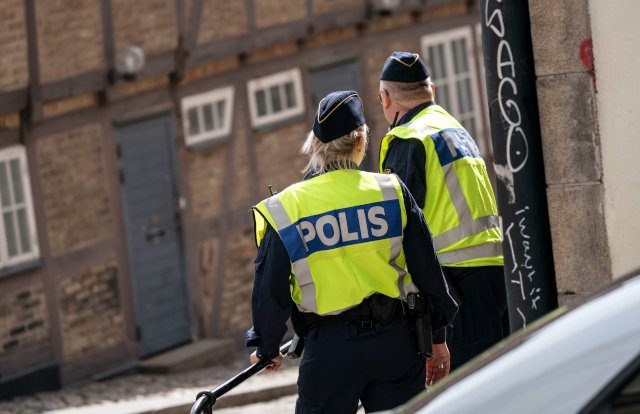 Un homme détenu pour une attaque au couteau sur une femme juive en Suède