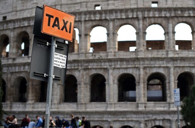 Les chauffeurs de taxi italiens font grève à cause du projet d'expansion d'Uber