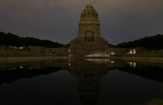 Vue sur le Monument non éclairé de la Bataille des Nations. Dans le contexte de la crise énergétique imminente, Leipzig a éteint l'éclairage d'environ 240 bâtiments et monuments publics.