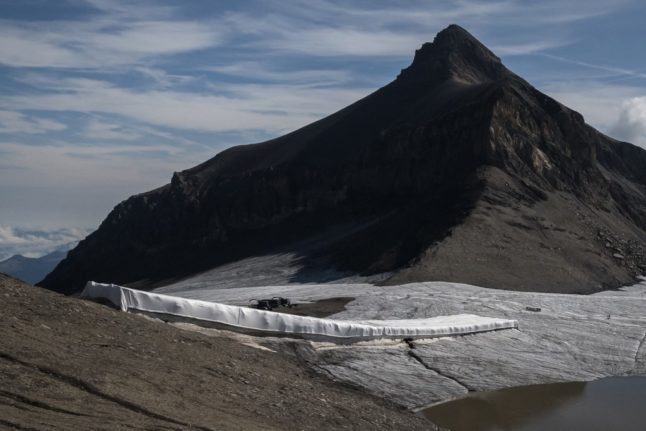 Des terres jamais vues depuis des siècles : La glace des cols suisses va fondre complètement