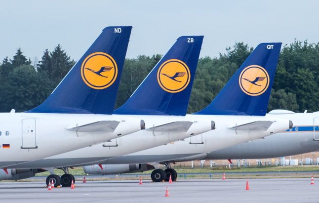 Avions de la Lufthansa à Hambourg.