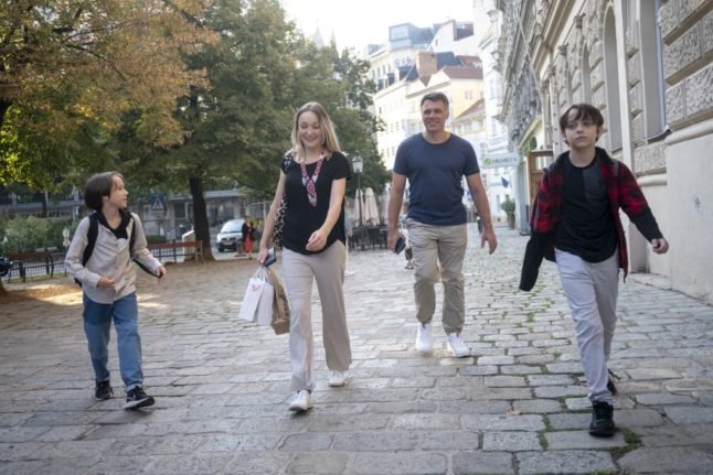 « Apprentissage stressant de l'allemand » : comment une famille ukrainienne s'adapte à la vie en Autriche