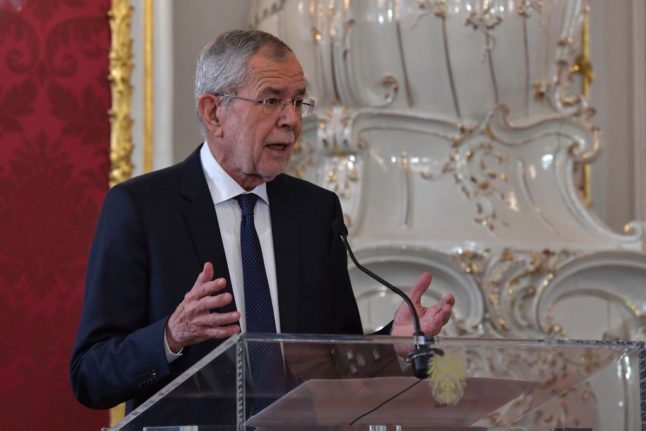 Le président autrichien Alexander Van der Bellen prononce un discours en 2021.