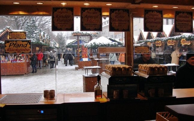 Coût de la vie : Pourquoi le glühwein coûte plus cher sur les marchés de Noël de Vienne cette année.